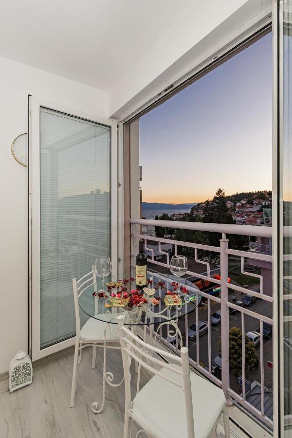 Tatjana Niche Apartmant 2 Centar Ohrid Bagian luar foto
