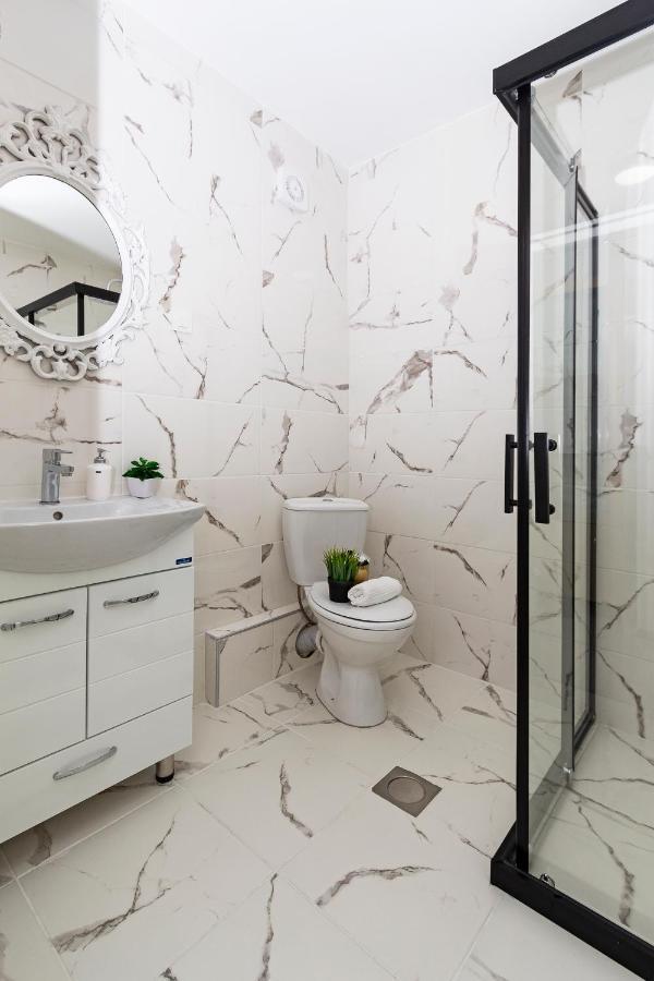 Tatjana Niche Apartmant 2 Centar Ohrid Bagian luar foto